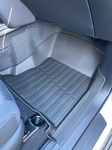 Коврики резиновые 3D LUX для Toyota Fortuner II (2015-н.в.)