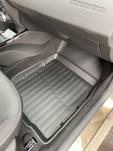 Коврики резиновые 3D LUX для Renault Duster 2WD/4WD (2021-н.в.)
