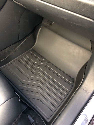 Коврики резиновые 3D LUX для Toyota Rav4 (2018-н.в.)
