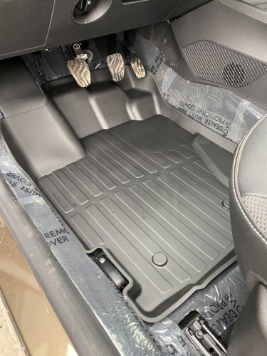 Коврики резиновые 3D LUX для Renault Duster 2WD/4WD (2021-н.в.)