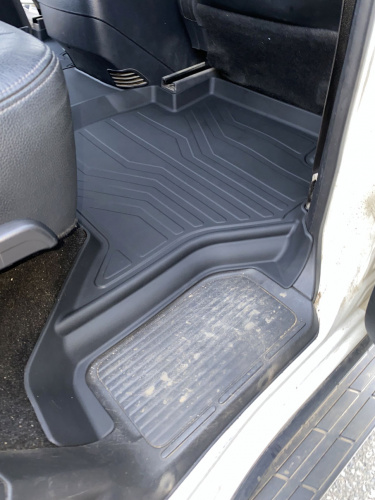 Коврики резиновые 3D LUX для Mitsubishi Pajero (2006-);(2014-н.в.)