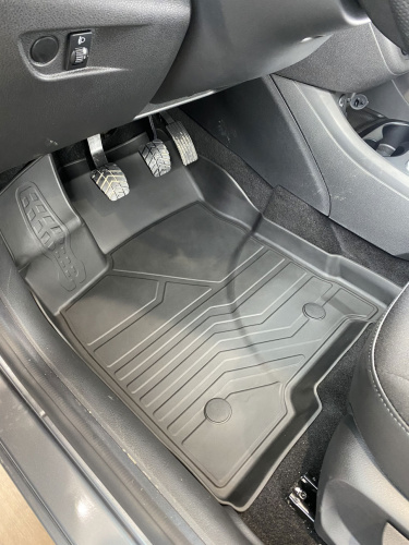 Коврики резиновые 3D LUX для Lada Vesta SD/SW/SW Cross (2015-н.в.)