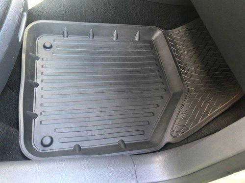 Коврики резиновые 3D PREMIUM для Volkswagen Golf Plus (2009-2014)