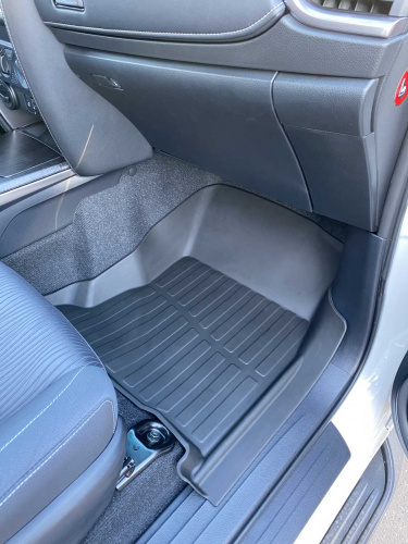 Коврики резиновые 3D LUX для Toyota Fortuner II (2015-н.в.)