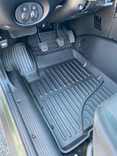 Коврики резиновые 3D STANDART для Lada NIVA Travel (2020-н.в.)