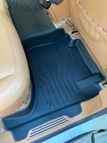 Коврики резиновые 3D LUX для Porsche Cayenne (2-х зонный климат) (2010-2018)